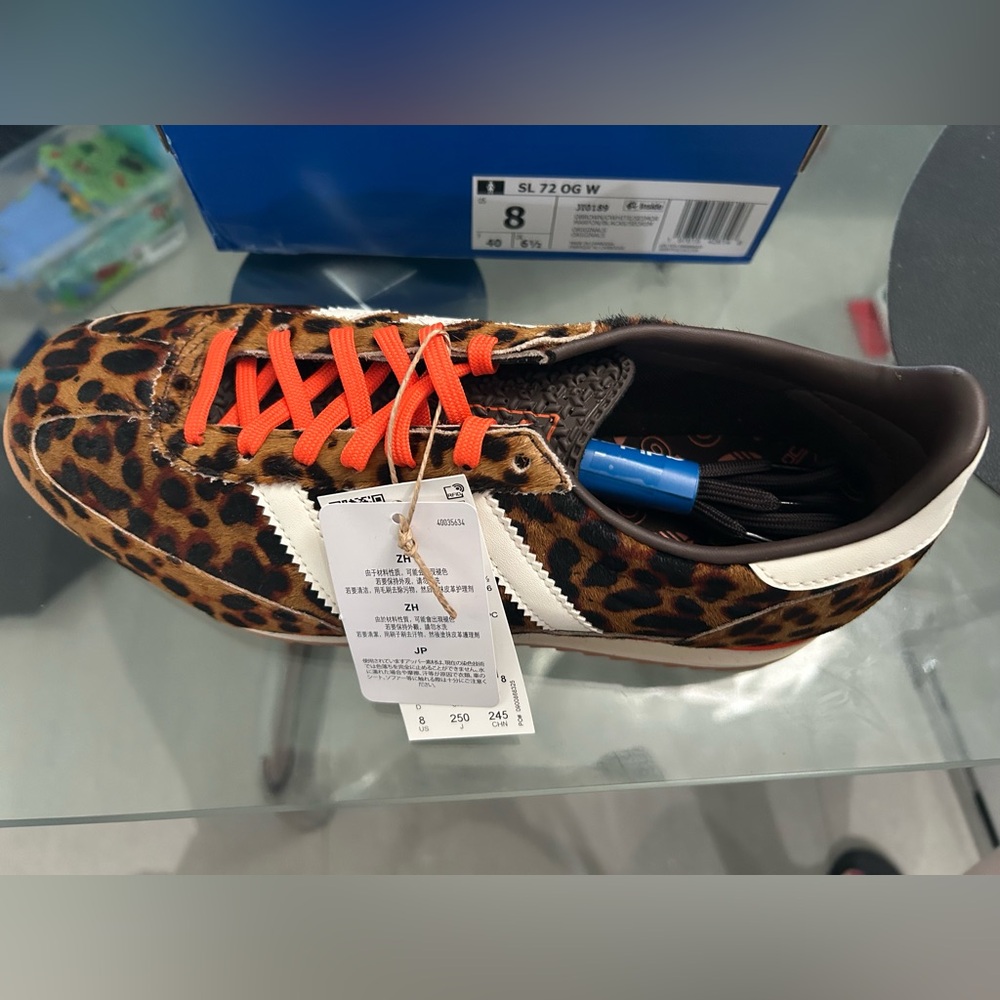 Adidas Women's leopard SL 72 OG SHOES - Picture 6 of 10